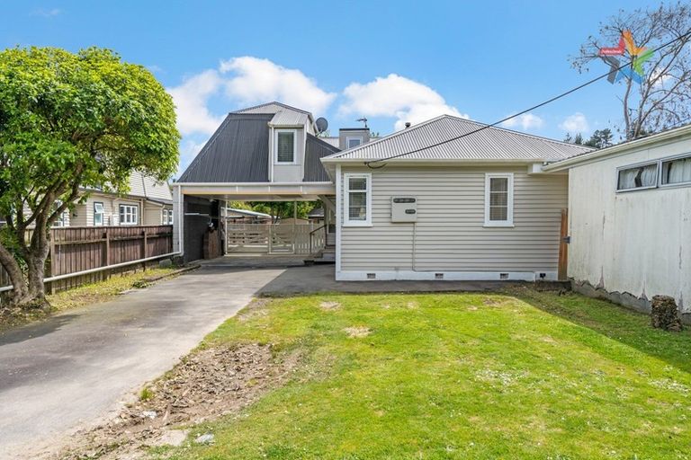 Photo of property in 19 Poole Crescent, Wainuiomata, Lower Hutt, 5014