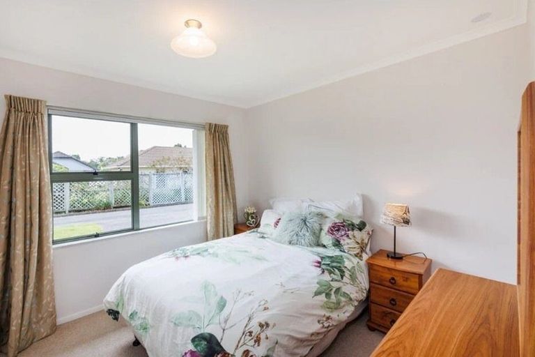 Photo of property in 21 Tudor Grove, Feilding, 4702