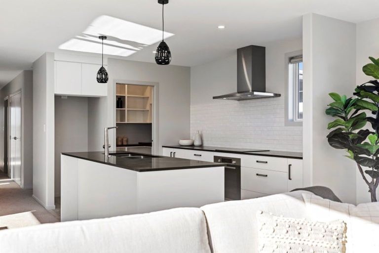 Photo of property in 269 Te Okuroa Drive, Papamoa, 3118