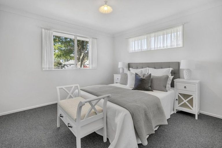 Photo of property in 43 Donald Street, Stanmore Bay, Whangaparaoa, 0932