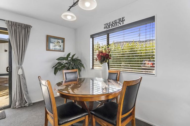 Photo of property in 17a Martin Avenue, Wakefield, 7025