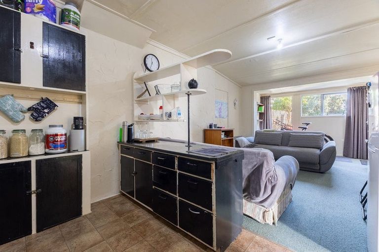 Photo of property in 25 The Esplanade, Raumati South, Paraparaumu, 5032