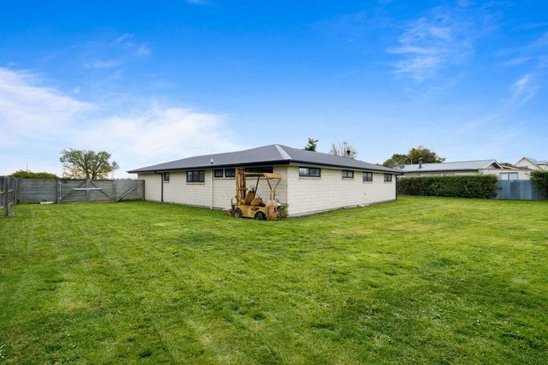 Photo of property in 4 Rangiora Woodend Road, Woodend, 7610