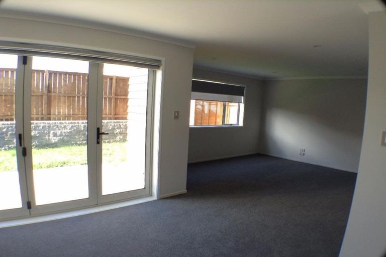 Photo of property in 1 Andrew Jack Road, Silverdale, 0932