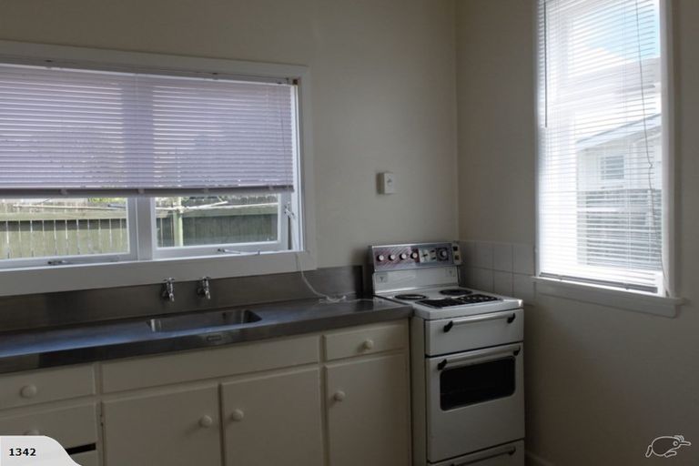 Photo of property in 1/603 Barbadoes Street, Edgeware, Christchurch, 8013