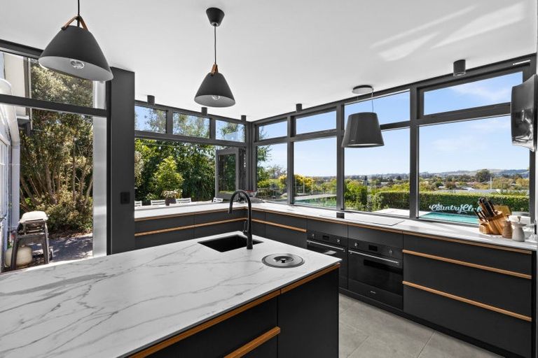 Photo of property in 51 Simla Avenue, Havelock North, 4130