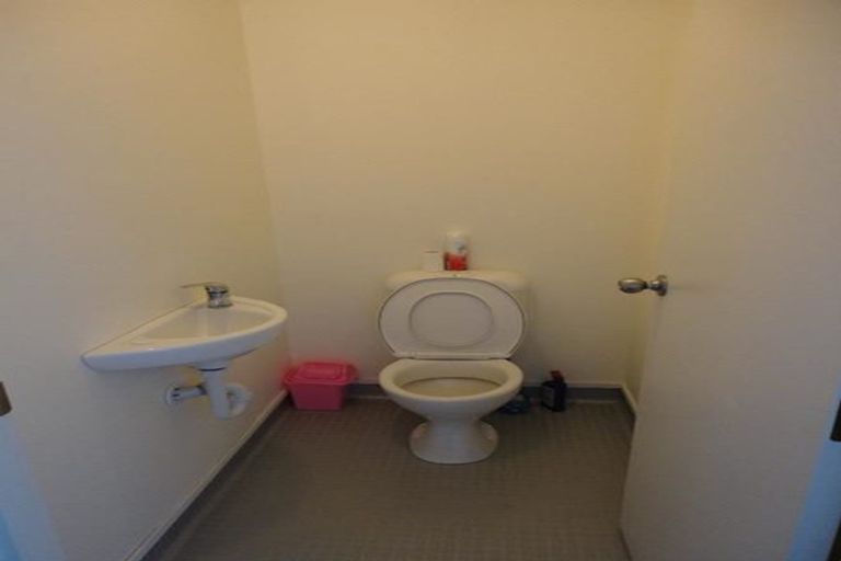 Photo of property in 4/340 Lincoln Road, Addington, Christchurch, 8024