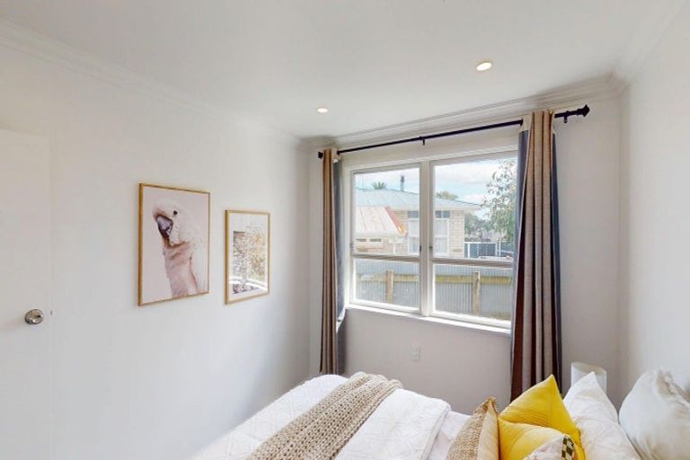 Photo of property in 4 Ross Street, Levin, 5510