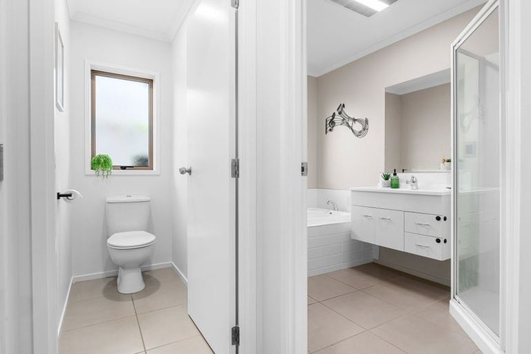 Photo of property in 9 Shalimar Place, Huntington, Hamilton, 3210