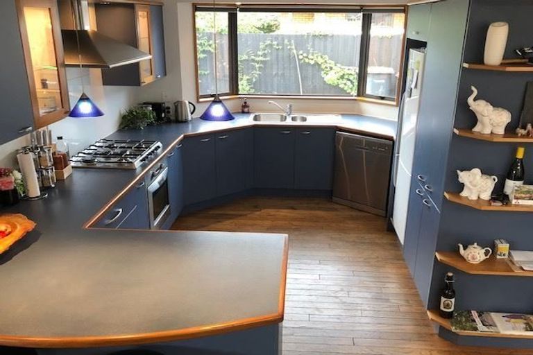 Photo of property in 152a Lincoln Road, Addington, Christchurch, 8024