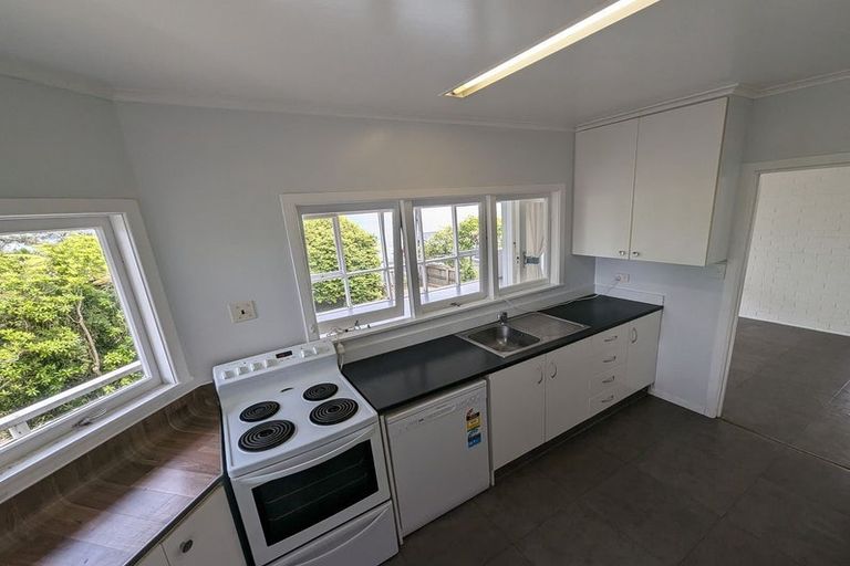 Photo of property in 22 Tizard Road, Birkenhead, Auckland, 0626