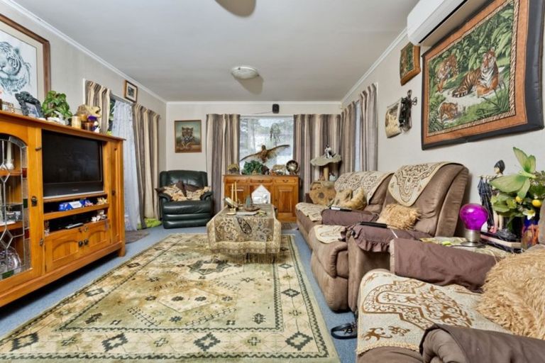 Photo of property in 71 Salamanca Road, Sunnynook, Auckland, 0620