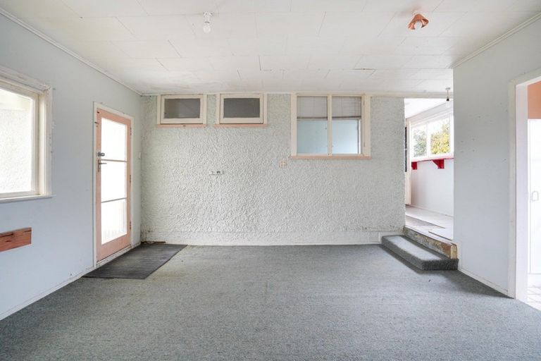 Photo of property in 82 Fairs Road, Milson, Palmerston North, 4414