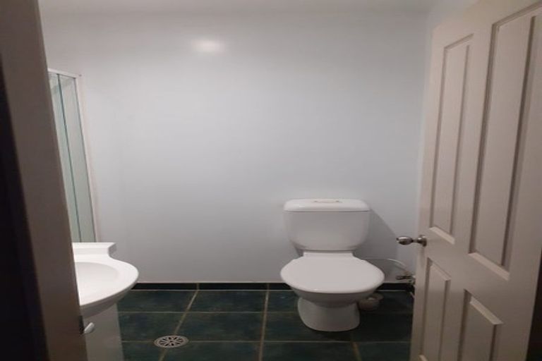 Photo of property in Atrium Towers, 5r/154 The Terrace, Wellington Central, Wellington, 6011