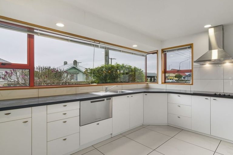 Photo of property in 77 Bay View Road, South Dunedin, Dunedin, 9012