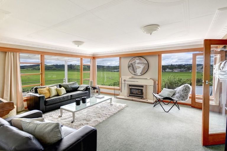 Photo of property in 17 Hospital Road, Balclutha, 9230