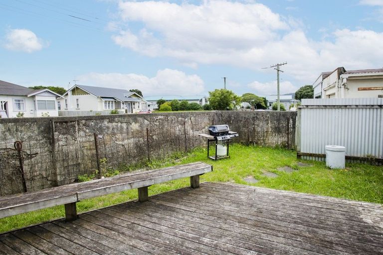 Photo of property in 299 Kahutia Street, Gisborne, 4010