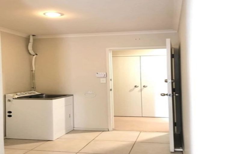 Photo of property in 3 Stornaway Drive, Flat Bush, Auckland, 2016