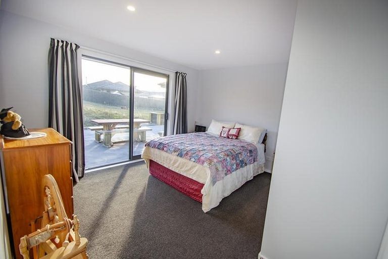 Photo of property in 33 Ferry Lane, Mount Pisa, Cromwell, 9383