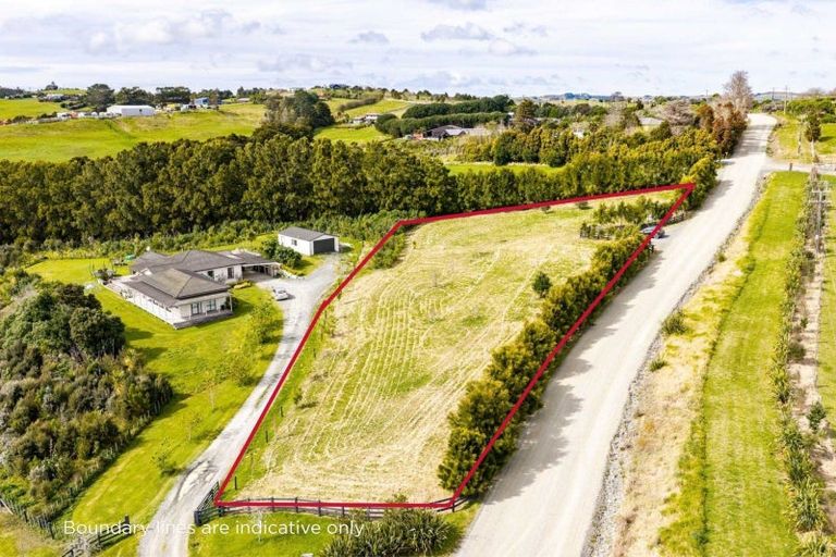 Photo of property in 86 Hilltop Road, Hakaru, Kaiwaka, 0975