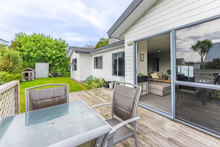 Photo of property in 2/422 Whangaparaoa Road, Stanmore Bay, Whangaparaoa, 0932