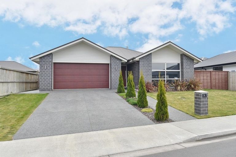 Photo of property in 3 Blair Place, Kaiapoi, 7630
