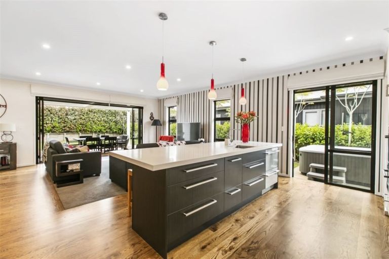 Photo of property in 20 Turpin Road, Riverhead, 0820