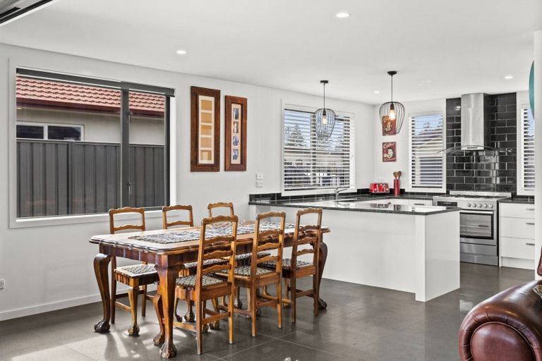 Photo of property in 11 Aparima Place, Awatoto, Napier, 4110