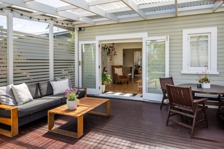 Photo of property in 16 Ava Street, Petone, Lower Hutt, 5012