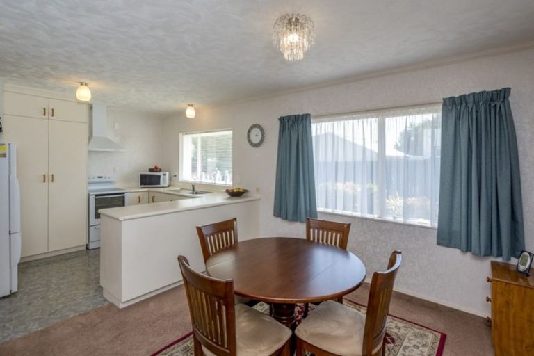 Photo of property in 16a Manchester Street, Levin, 5510