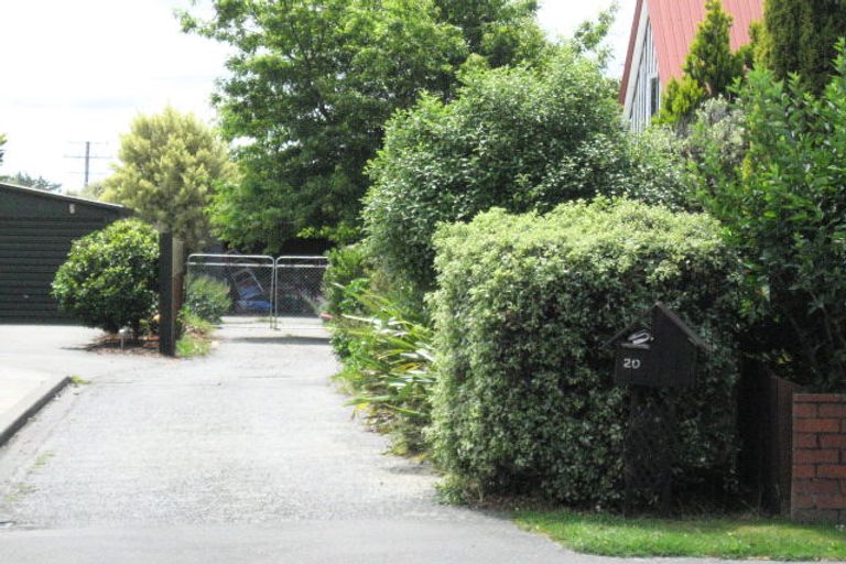 Photo of property in 20 Warner Place, Heathcote Valley, Christchurch, 8022