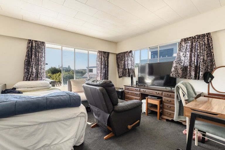 Photo of property in 131a Oceanview Road, Mount Maunganui, 3116