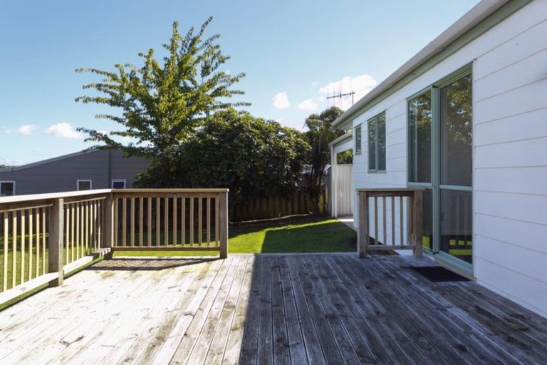 Photo of property in 15 Kiddle Drive, Hilltop, Taupo, 3330