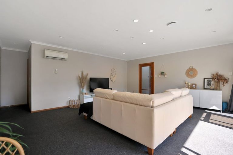 Photo of property in 17 Mona Square, Ashburton, 7700