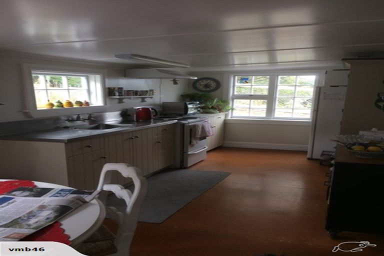 Photo of property in 4 College Road, Lyttelton, 8082