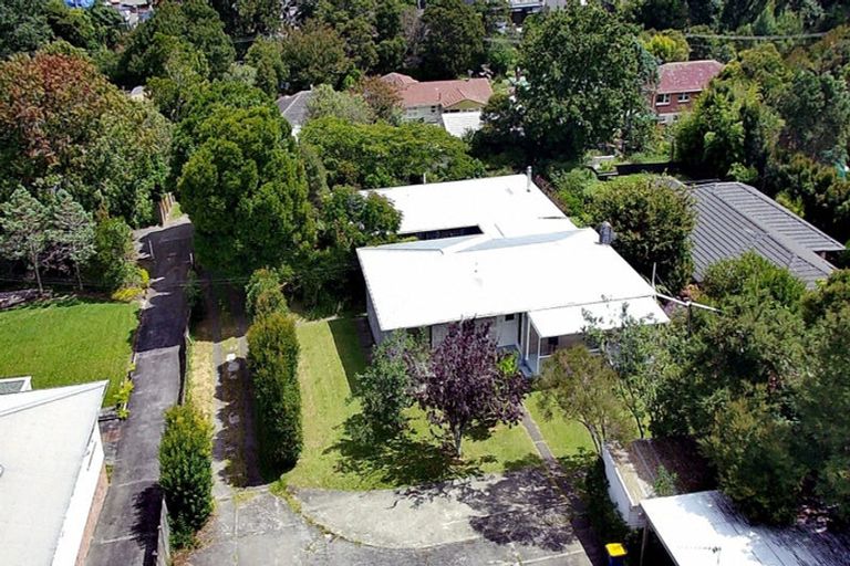 Photo of property in 26 Millbrook Road, Henderson, Auckland, 0612