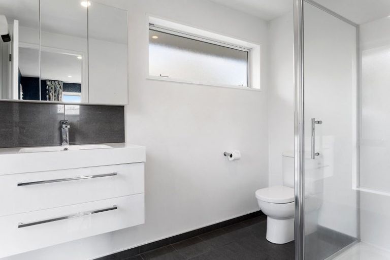 Photo of property in 128 Mays Road, St Albans, Christchurch, 8052