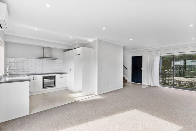 Photo of property in 4/38 Brigham Creek Road, Whenuapai, Auckland, 0618