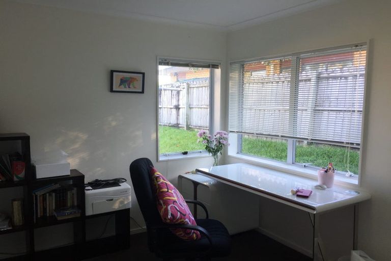 Photo of property in 12 Stanford Street, Albany, Auckland, 0632