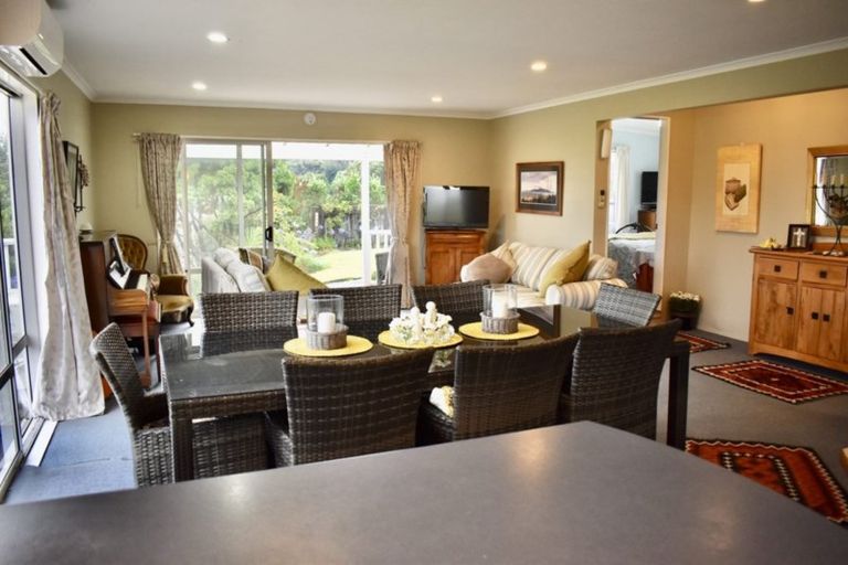 Photo of property in 12 Rata Street, Otaki Beach, Otaki, 5512