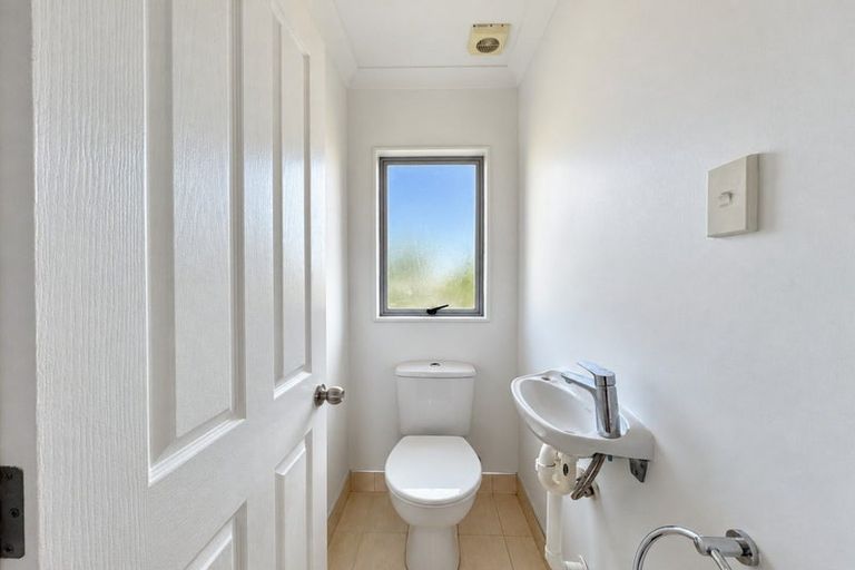 Photo of property in 10 Andrusha Place, Flat Bush, Auckland, 2019