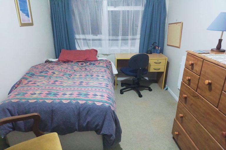 Photo of property in 16a Rata Street, Taradale, Napier, 4112