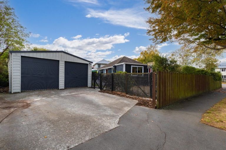 Photo of property in 184 Aorangi Road, Bryndwr, Christchurch, 8053