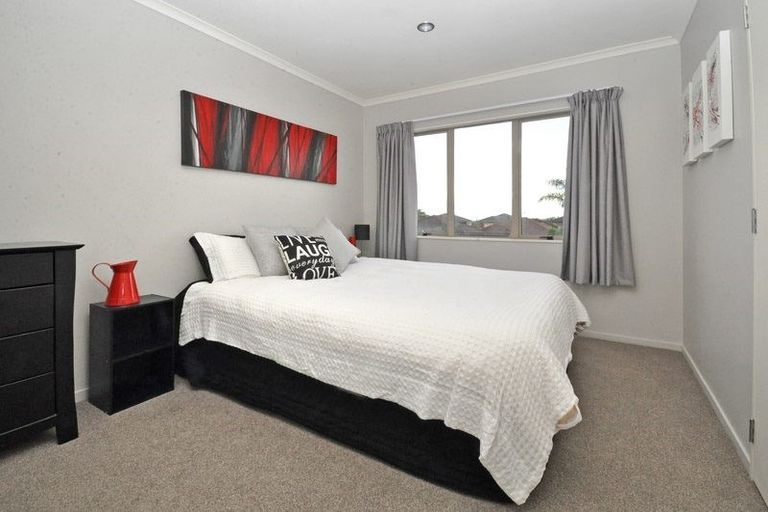 Photo of property in 107 Baverstock Road, Flat Bush, Auckland, 2016