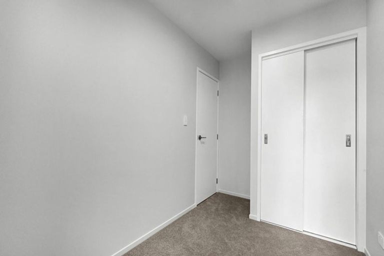 Photo of property in 5 Tima Lane, Mangere Bridge, Auckland, 2022