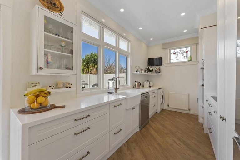 Photo of property in 39 Wallace Place, Westown, New Plymouth, 4310