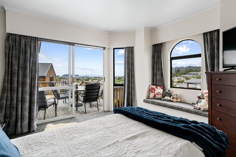 Photo of property in 115 Chevron Crescent, Whangamata, 3620