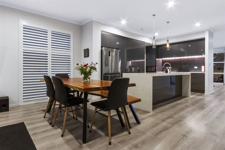 Photo of property in 88 Bomb Point Drive, Hobsonville, Auckland, 0616