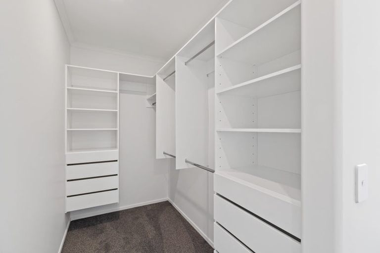 Photo of property in 6 Karearea Lane, One Tree Point, 0118