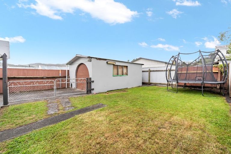 Photo of property in 5a Maire Street, Wainuiomata, Lower Hutt, 5014